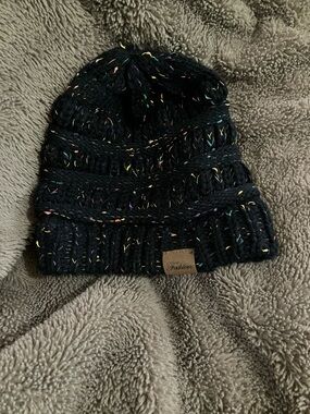 Black Speckled Knit Beanie